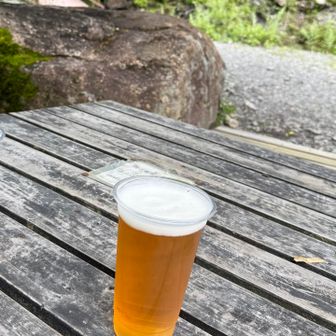 思ったより疲れたけど、
🍺飲めるから大丈夫👌かな、、
明日は朝から曇りで午後から天気崩れる予報、、起きた時の天気で明日の仙丈ヶ岳、登るか？やめるか？
朝の天気で決めることに、、