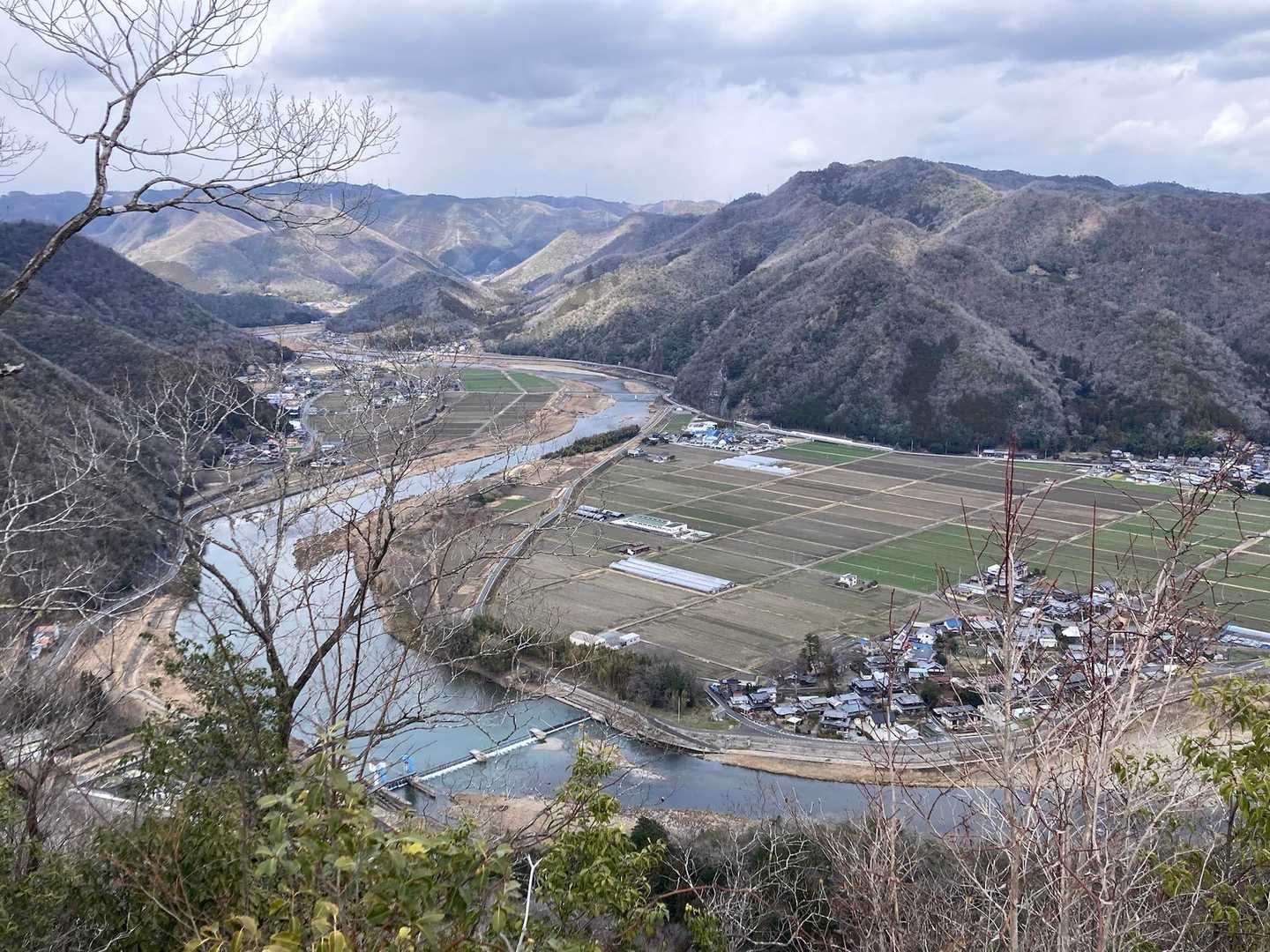 上郡駅-羽山-大鳥山-鳳張峠-鳳凰山-岩木山-生駒山 周回コースの写真
