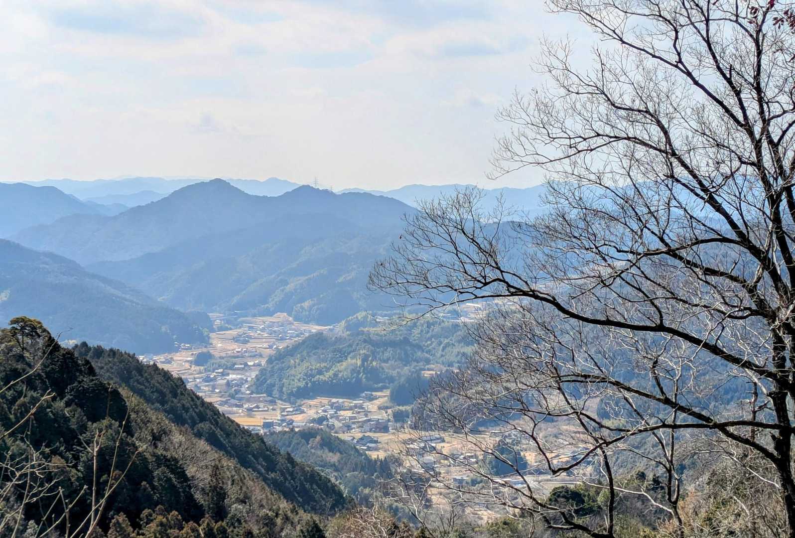 玖珂の街!?

展望あり🤓少し霞んでる🤨