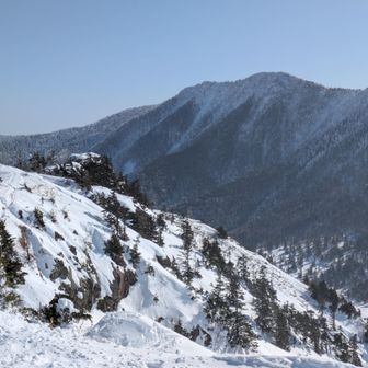四阿山。ホントはあっちに行く予定が…