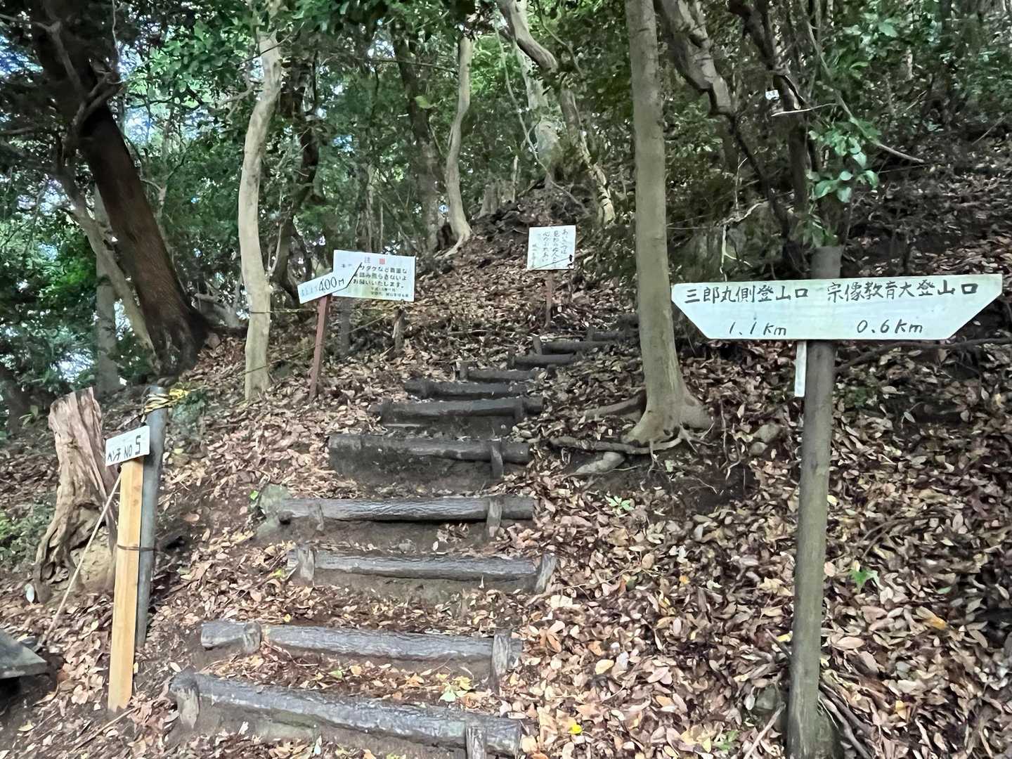 ここの左手の道、風がいい感じに吹き抜けてって何往復もしたくなる場所でした。