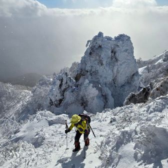 ジャンダルムのコルから登るよ✨️