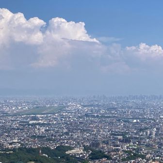 天宮塚からの景色はいいですね！
結構バテたので長めの休憩