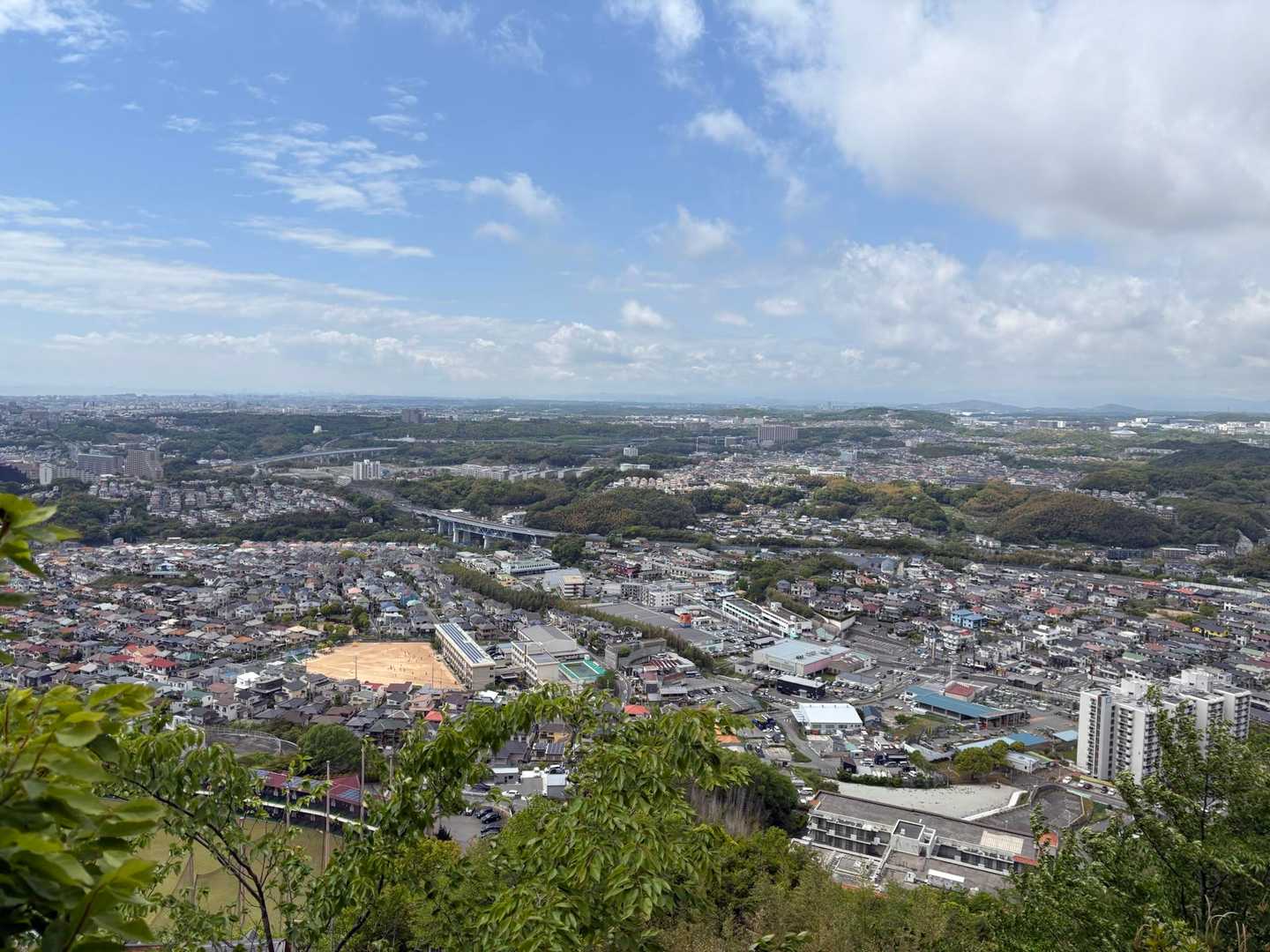 打って変わって山側（北西側）
なんだか都会的🏙️