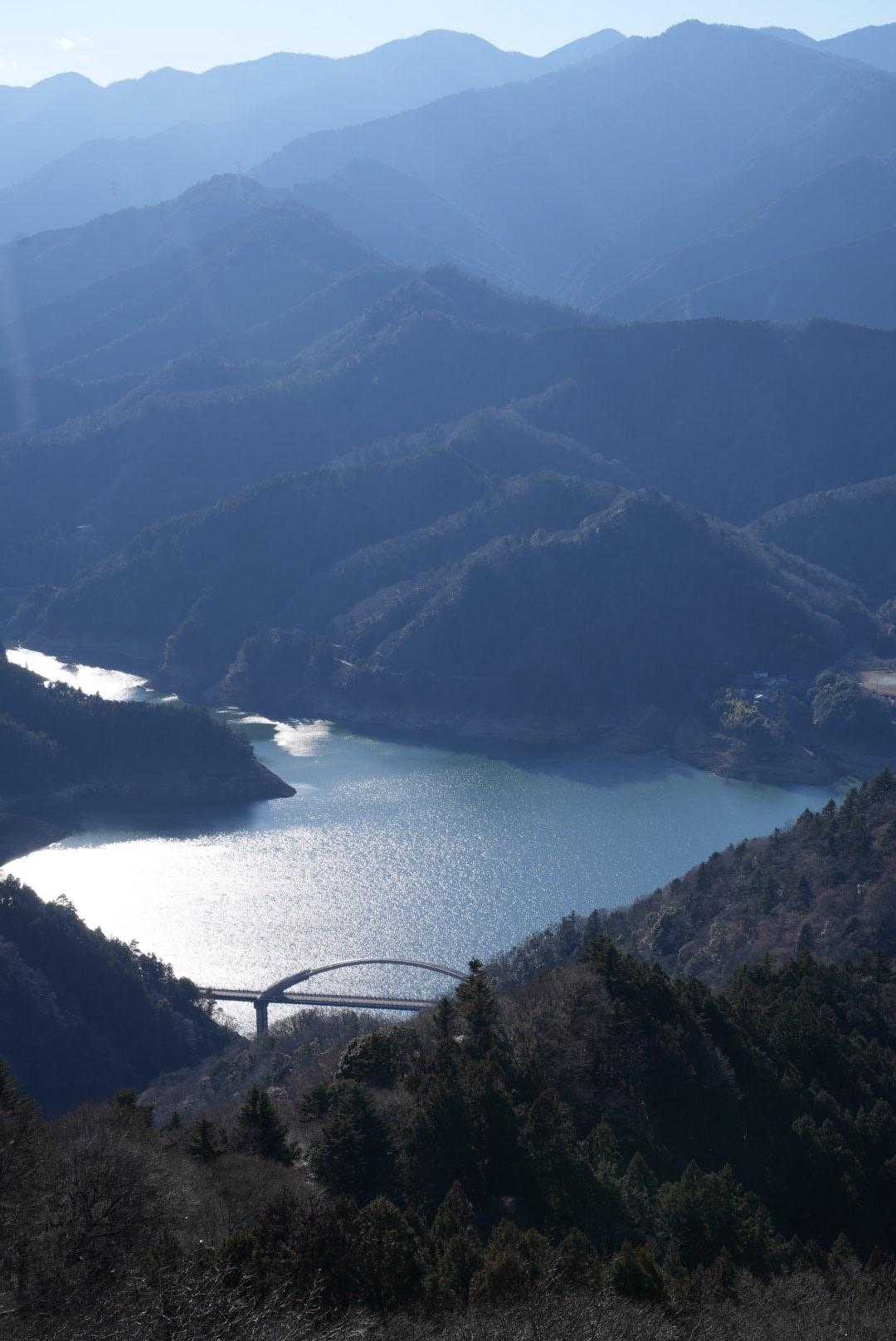 仏果山登山口バス停-宮ヶ瀬越-仏果山-高取山 往復コースの写真