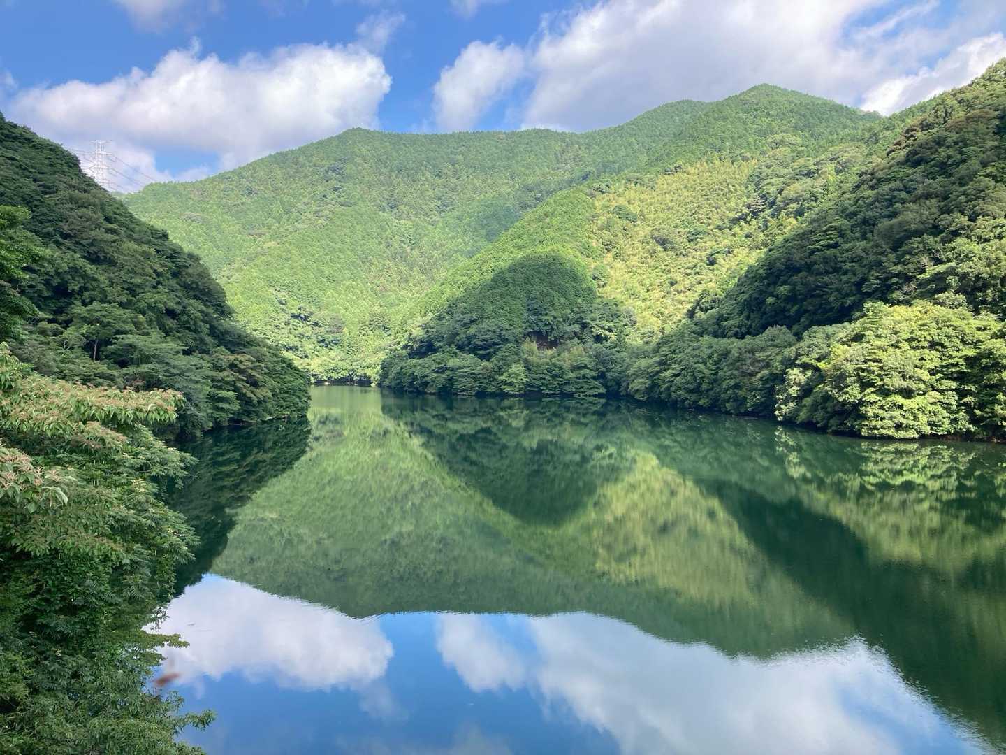 水鏡の鱒渕ダム
