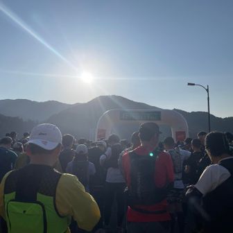  スタート前！
あれ？去年より人多くない？