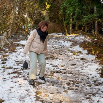 この時間帯だからよかったけど朝イチとかは
ツルツルスベスベのスケートリンク🧊
手には念のためのチェーンスパ準備w
