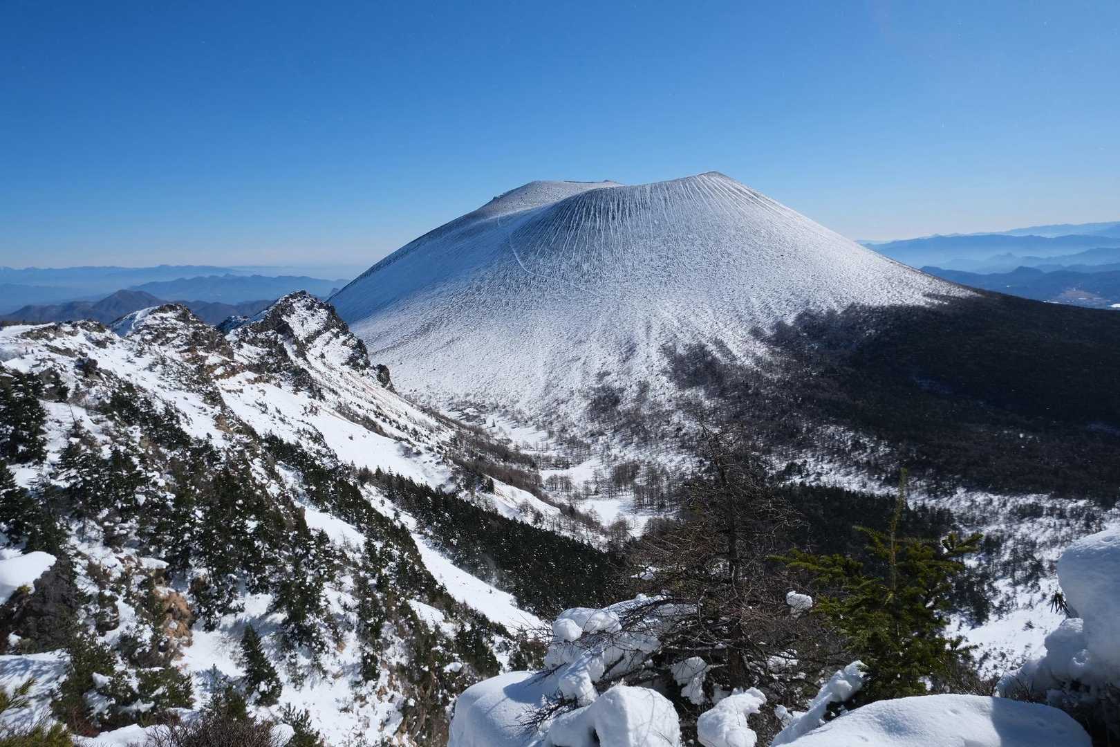 この景色を座って見れるスペースを発見💡