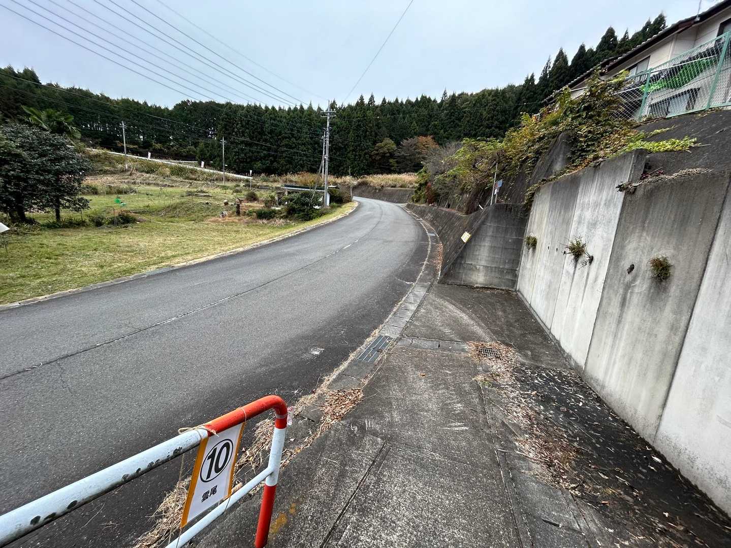 ここから少しだけロードを歩きます🚶‍♀️ー