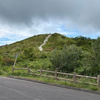振り返ってこの登山道