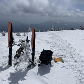 裏磐梯のパノラマを見ながら一休み
