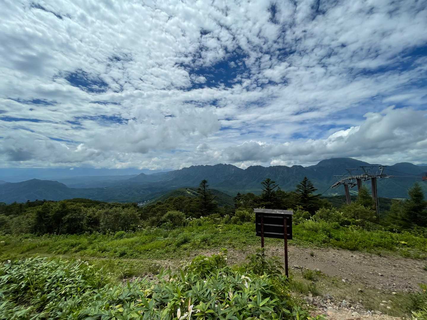 瑪瑙山山頂付近から