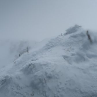 オロオロ山、チャレンジしたかったけど、
この突風の中、流石に諦めました✌️