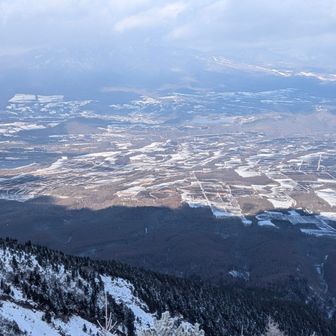 黒いの全部ソーラーパネルかと思った😱
地主にとっては背に腹は代えられないんだろうけど悲しいねぇ😭