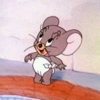 赤ちゃんねずみ