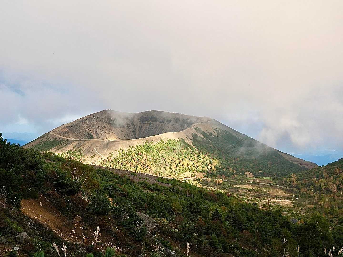 隣に見える吾妻小富士🌋
今回は時間がなくて行けず残念