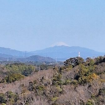 富士見岩だけあって富士山も見えました
