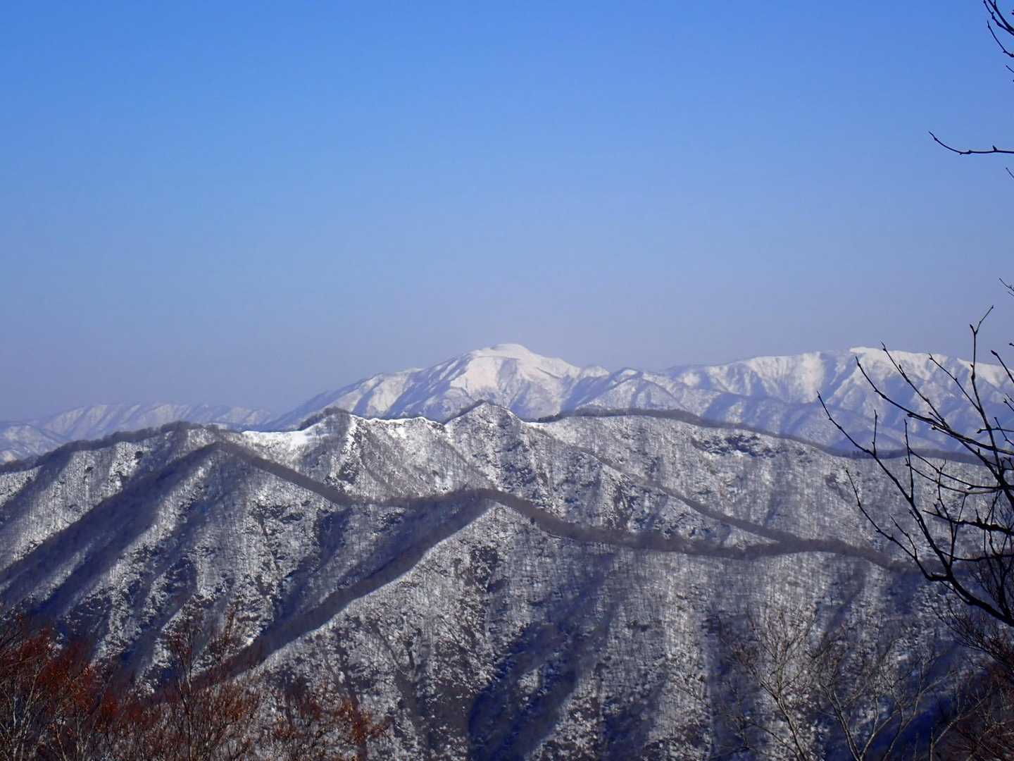 能郷白山方面