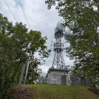 もう少しで山頂です📡