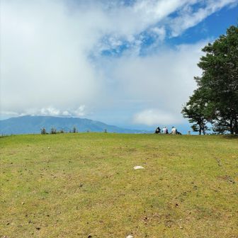 では、下山開始
鉢伏山、また涼しい秋晴れの日に来たい