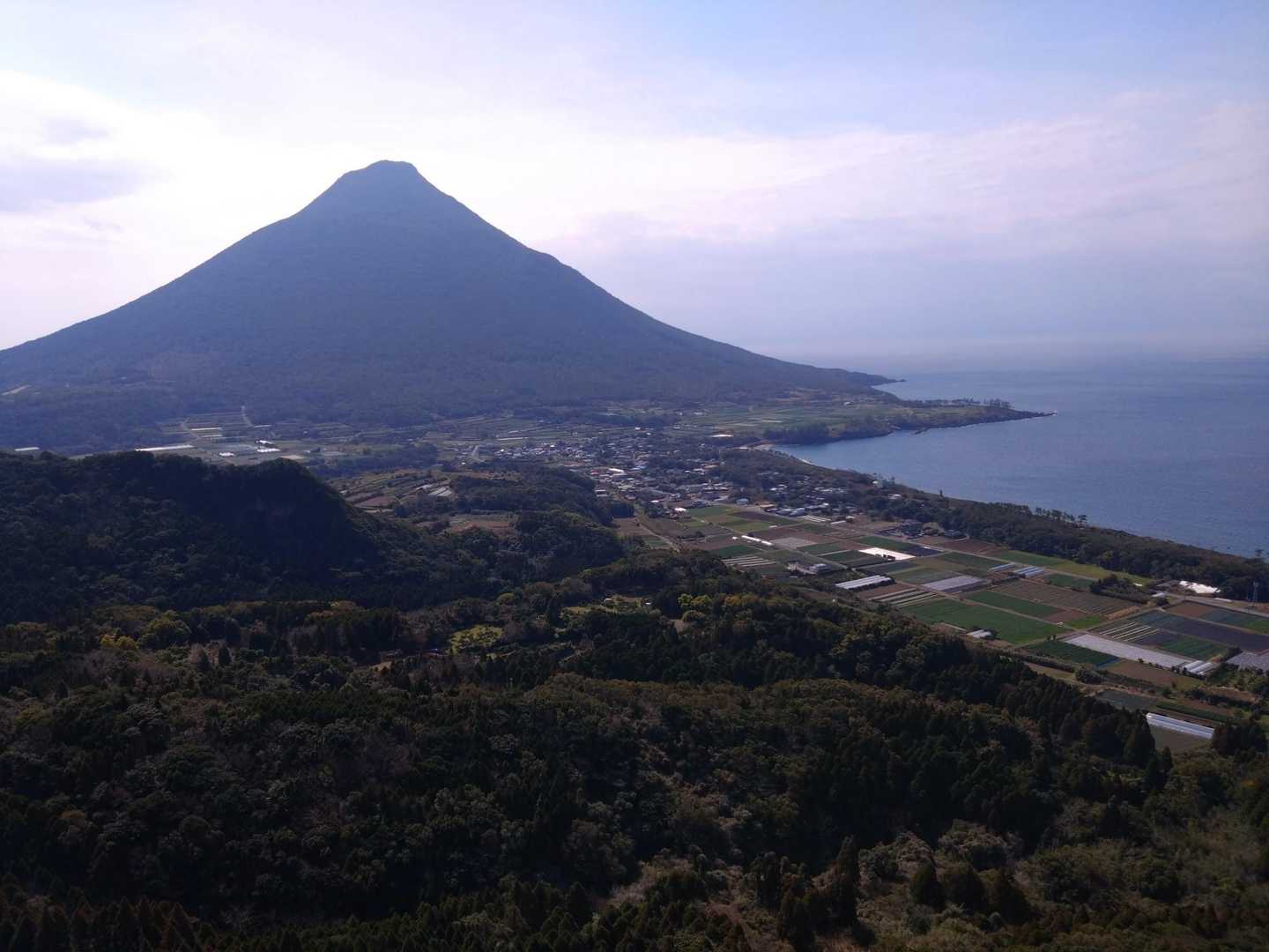 やっぱ絶景〜〜〜🤩開聞さん✨
今日は息子は開聞岳〜〜〜🚶💨