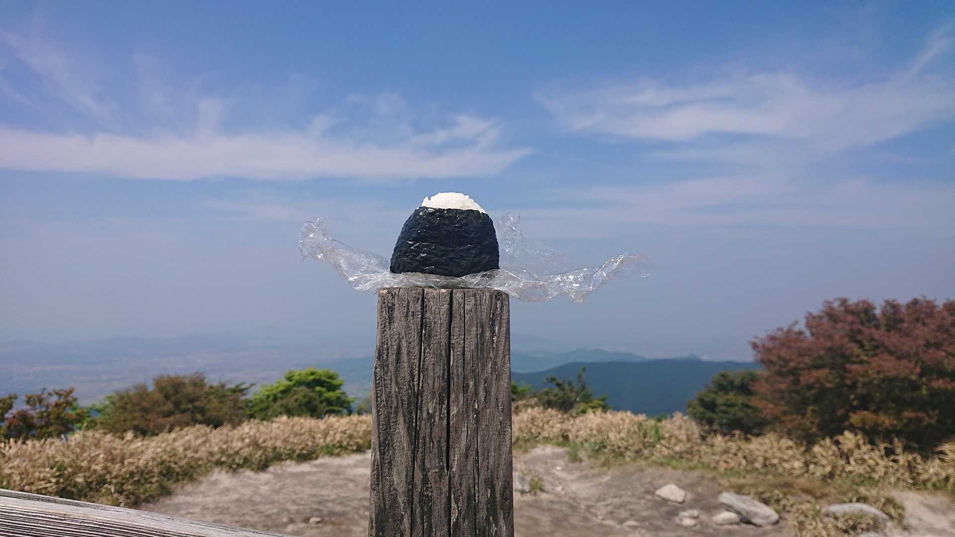 井原山・雷山縦走 | 脊振山系屈指の気持ちよく歩ける稜線の写真