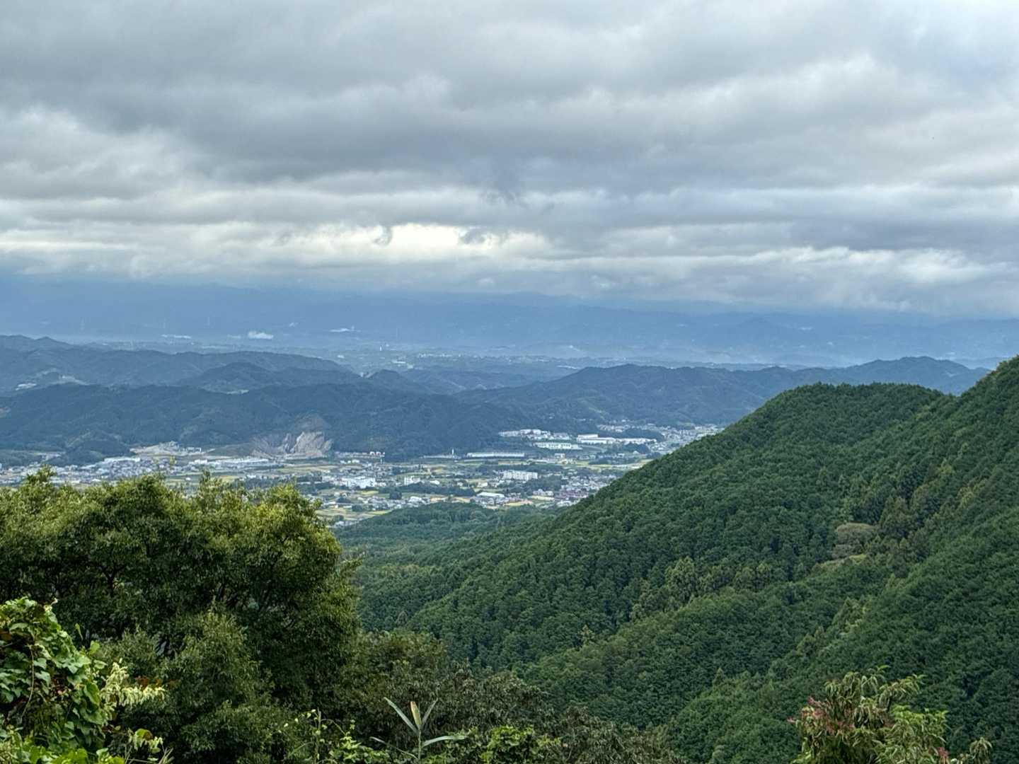 ベンチまできました
ちょっと休憩