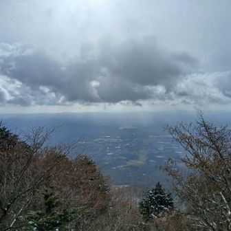 大神岩からの奈義町の眺め
