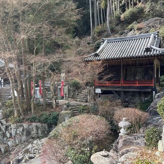 ここから一部不明瞭な箇所のある
ルートに入る