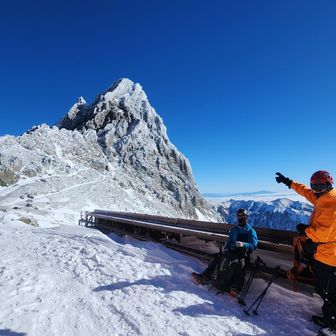無事降りてきた🎵
この後3人⛷️に飛騨沢で抜かされるんだろうなぁ～🤣🤣