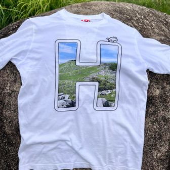 平尾台Tシャツ
この風景と同じ写真を撮ってみたい📷