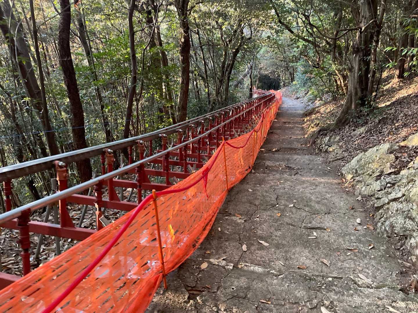 めい想の小径登山口-金華山-金華山ロープウェイ 山頂駅-七 周回コースの写真