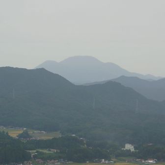 霞んでいましたが、三瓶山見えました👀