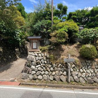 いかにも、伊勢本街道なんやろなぁ