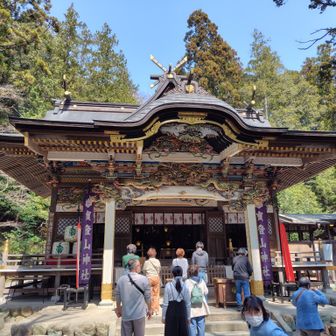 宝登山神社