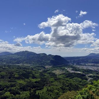 こちらも岩の上は景色最高🤩