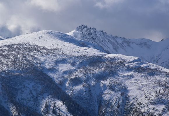 ニセイカウシュッペ山・平山・朝陽山の登山ルート・コースタイム付き