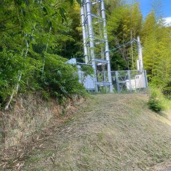 経塚山、ここが取り付き