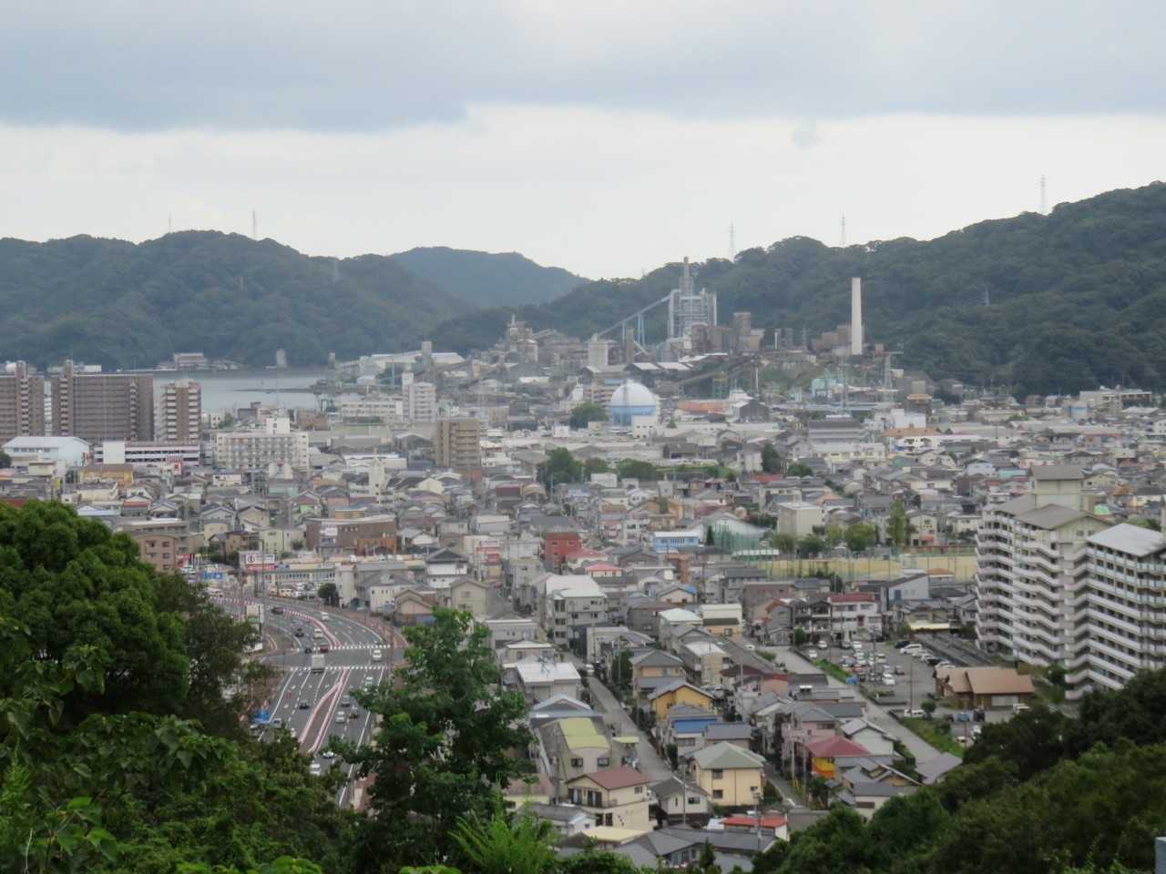 駐車場を少し上がったところからの景色です