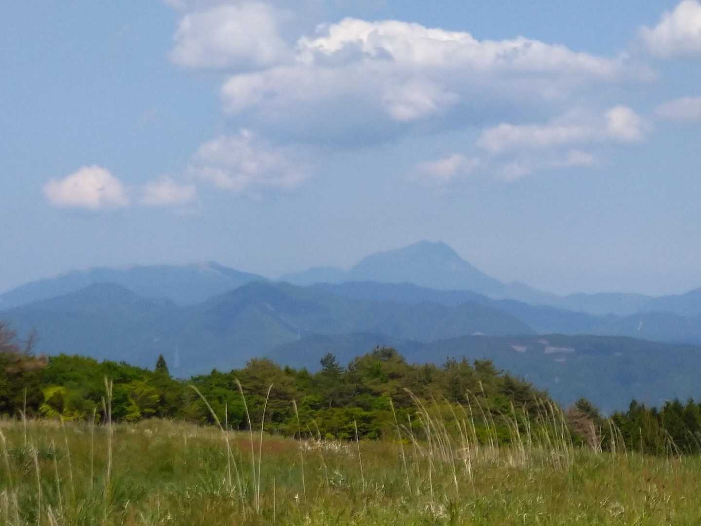 途中からの眺望5️⃣✨
由布岳、鶴見岳方面かなぁ