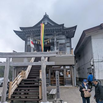 バスターミナルに戻って来たが、