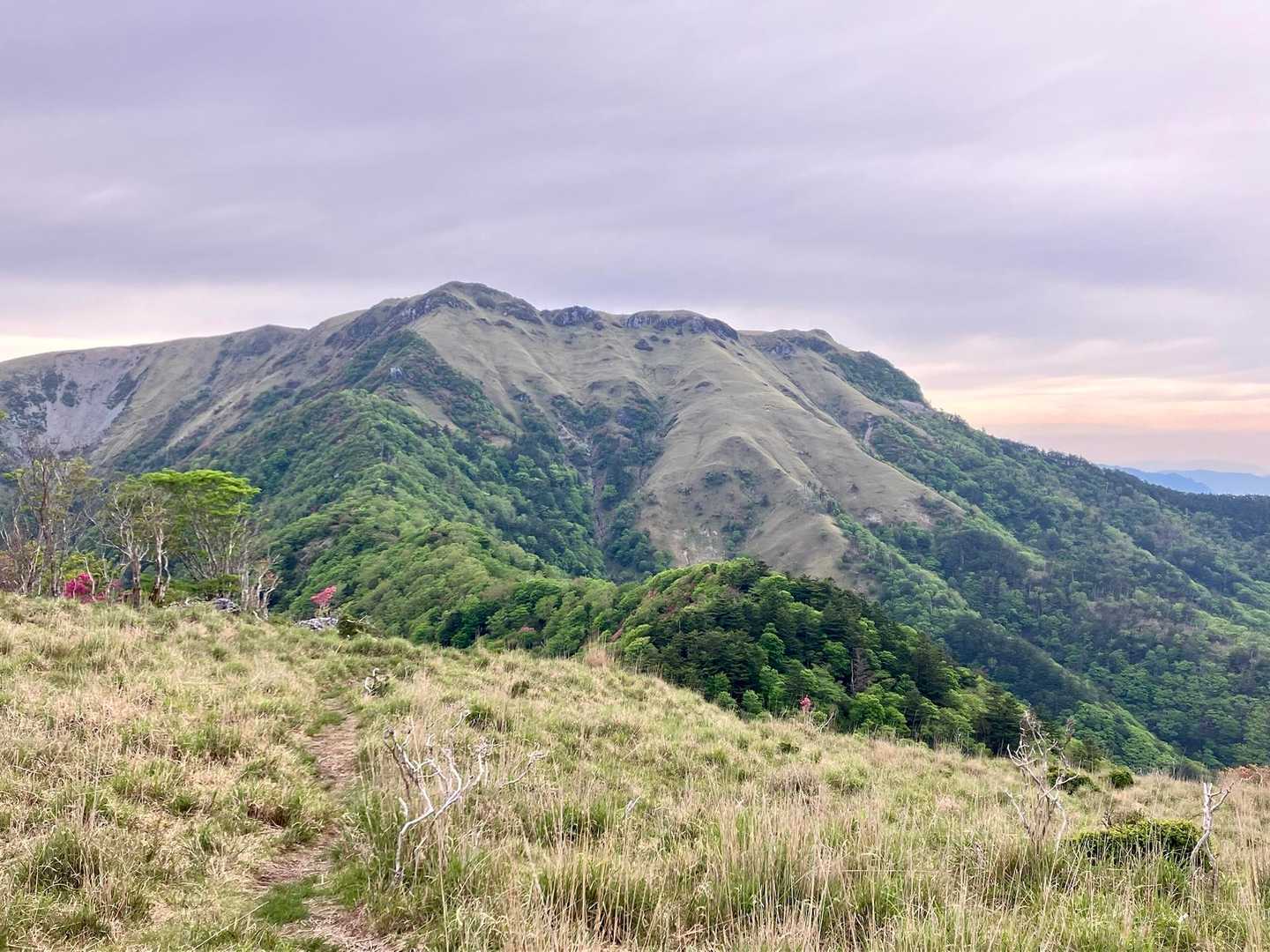見ノ越-剣山-次郎笈-三嶺 縦走コースの写真