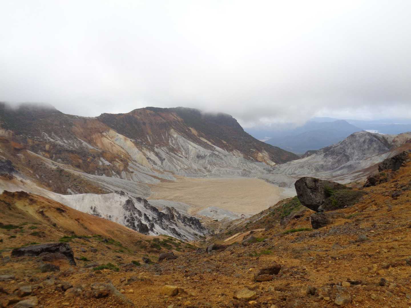 沼尻登山口-041_湯の花採取場 周回コースの写真