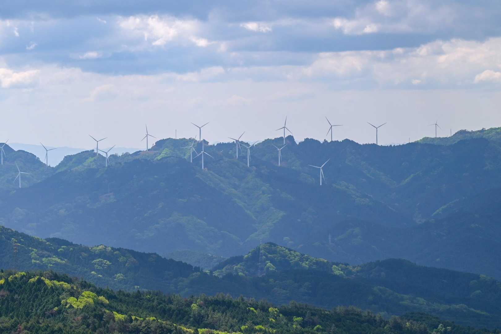 青山高原。