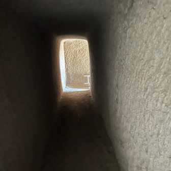 トンネルの先は…