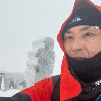風まあまあ、雪降り、そして手が冷えて痛い😓