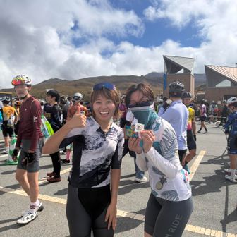 ゴールしたら、九州で活躍でしている、ともチャリのともちゃんと写真撮ってもらった〜😆嬉しい