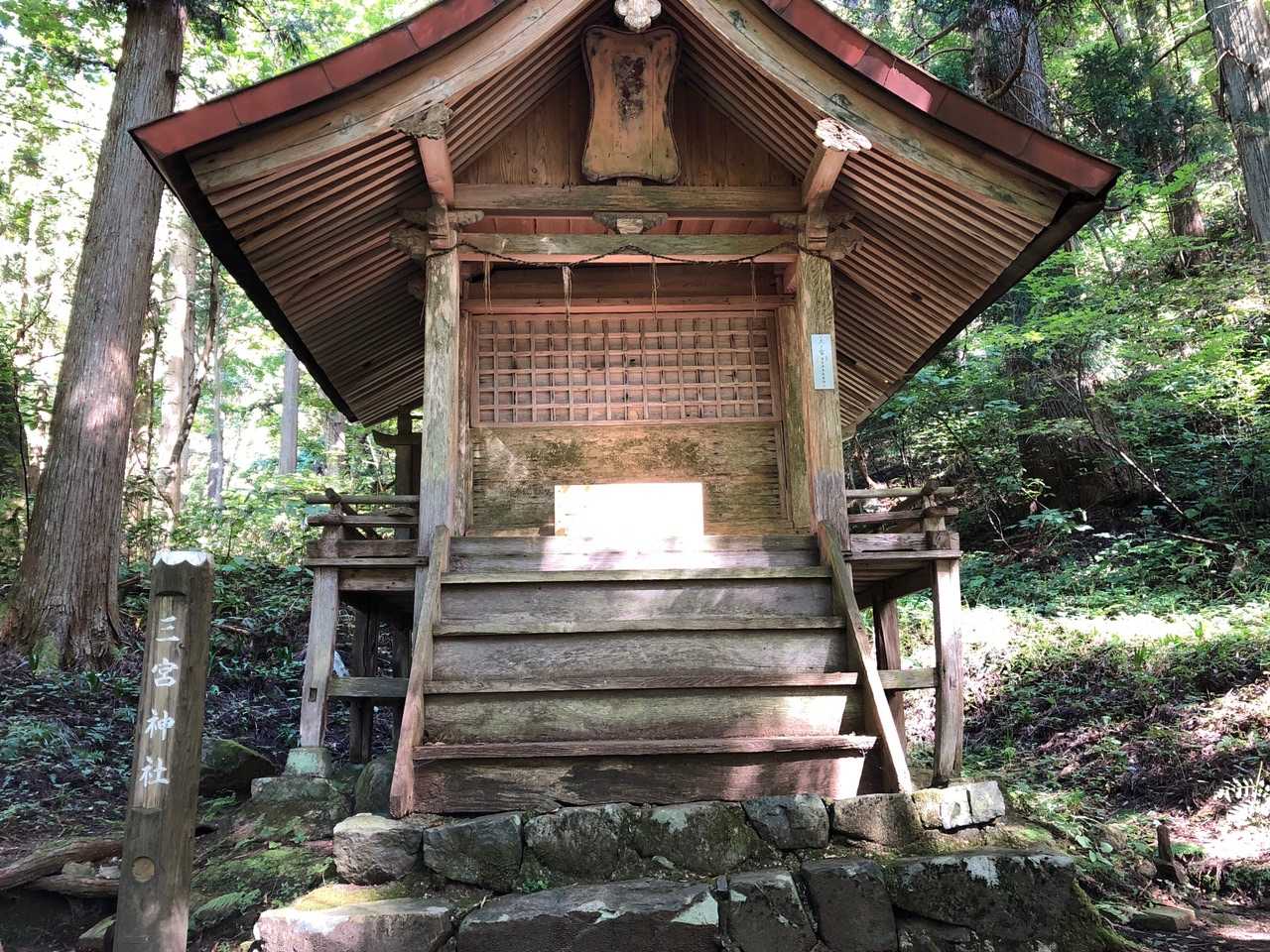 一部に光が当たってます。
