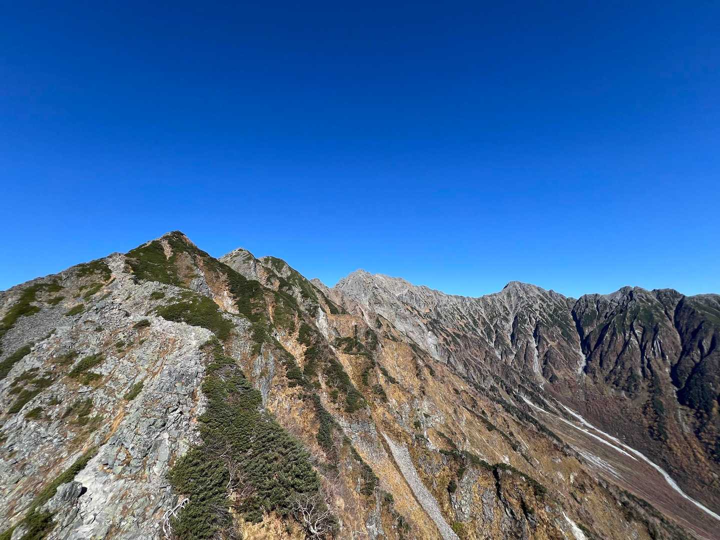 西穂高口駅-西穂丸山-西穂高岳-奥穂高岳-荷継小屋跡-白出 縦走コースの写真